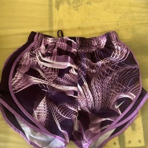 nike tempo women’s shorts